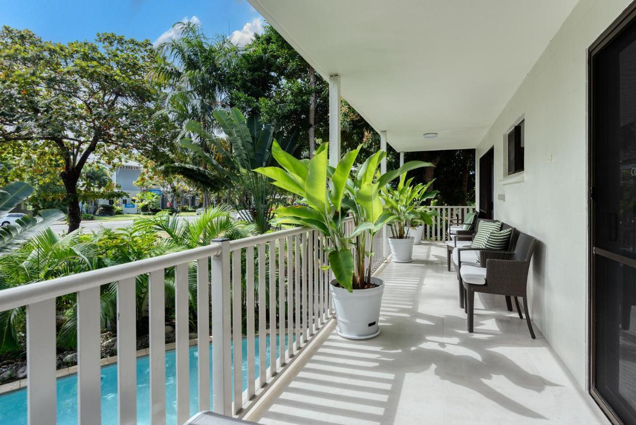 Tropical Reef Apartments Port Douglas Exterior photo